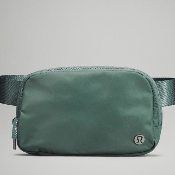 lululemon athletica Handbags - Lululemon Everywhere Belt Bag Tidewater Teal